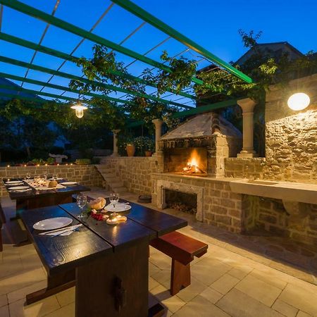 Apartments Villa Vallum Bol Dış mekan fotoğraf