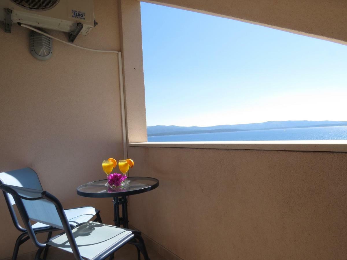 Apartments Villa Vallum Bol Dış mekan fotoğraf