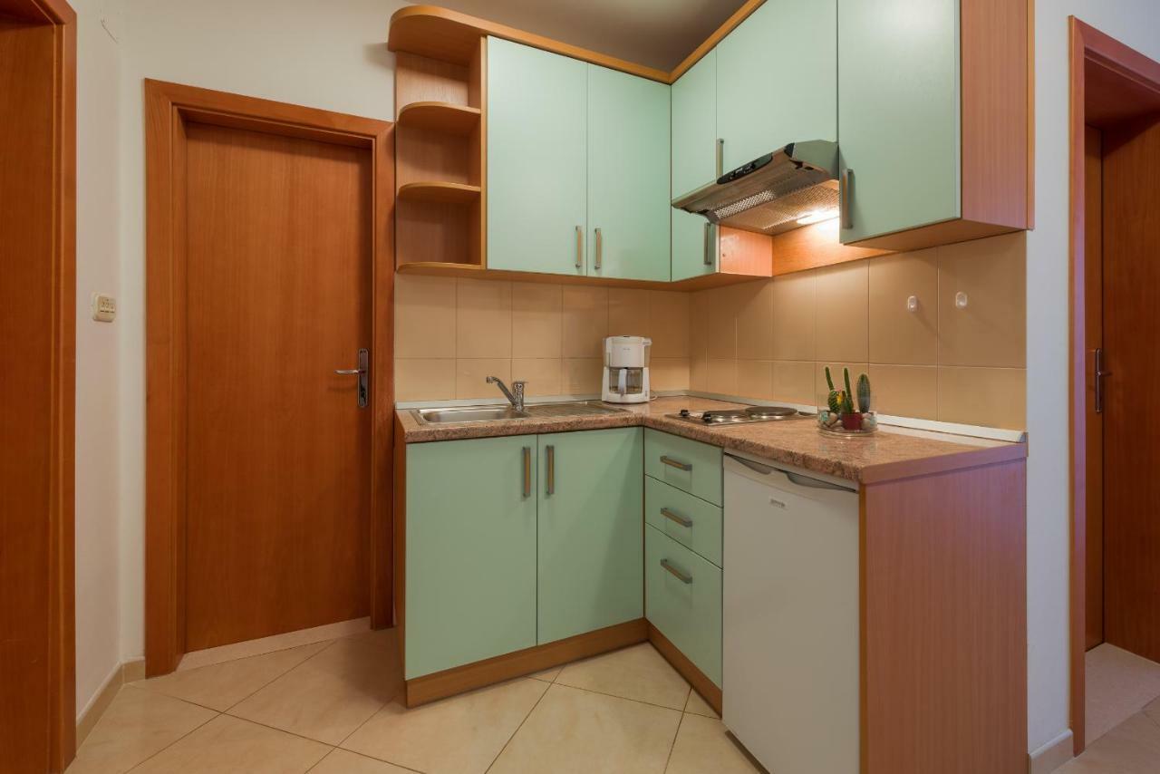 Apartments Villa Vallum Bol Dış mekan fotoğraf