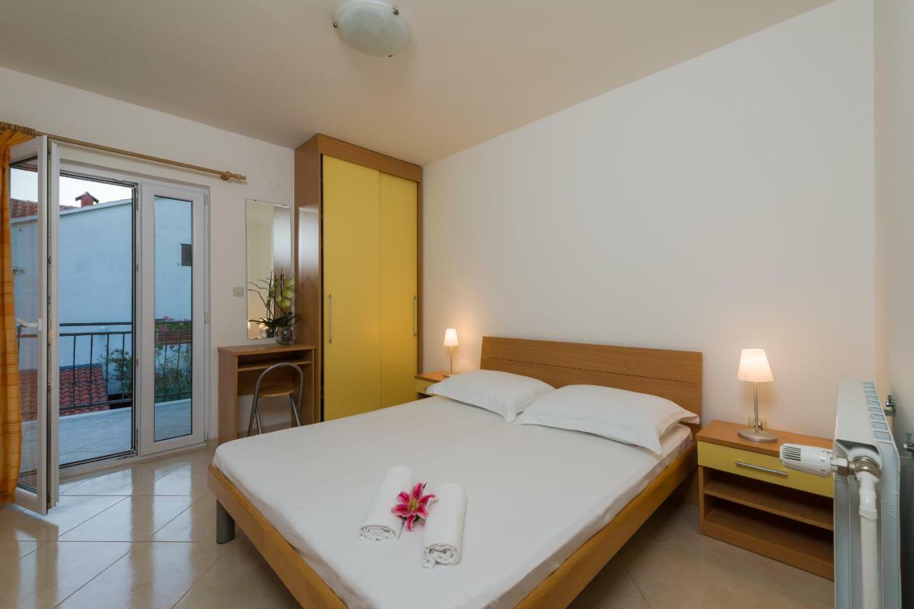 Apartments Villa Vallum Bol Dış mekan fotoğraf