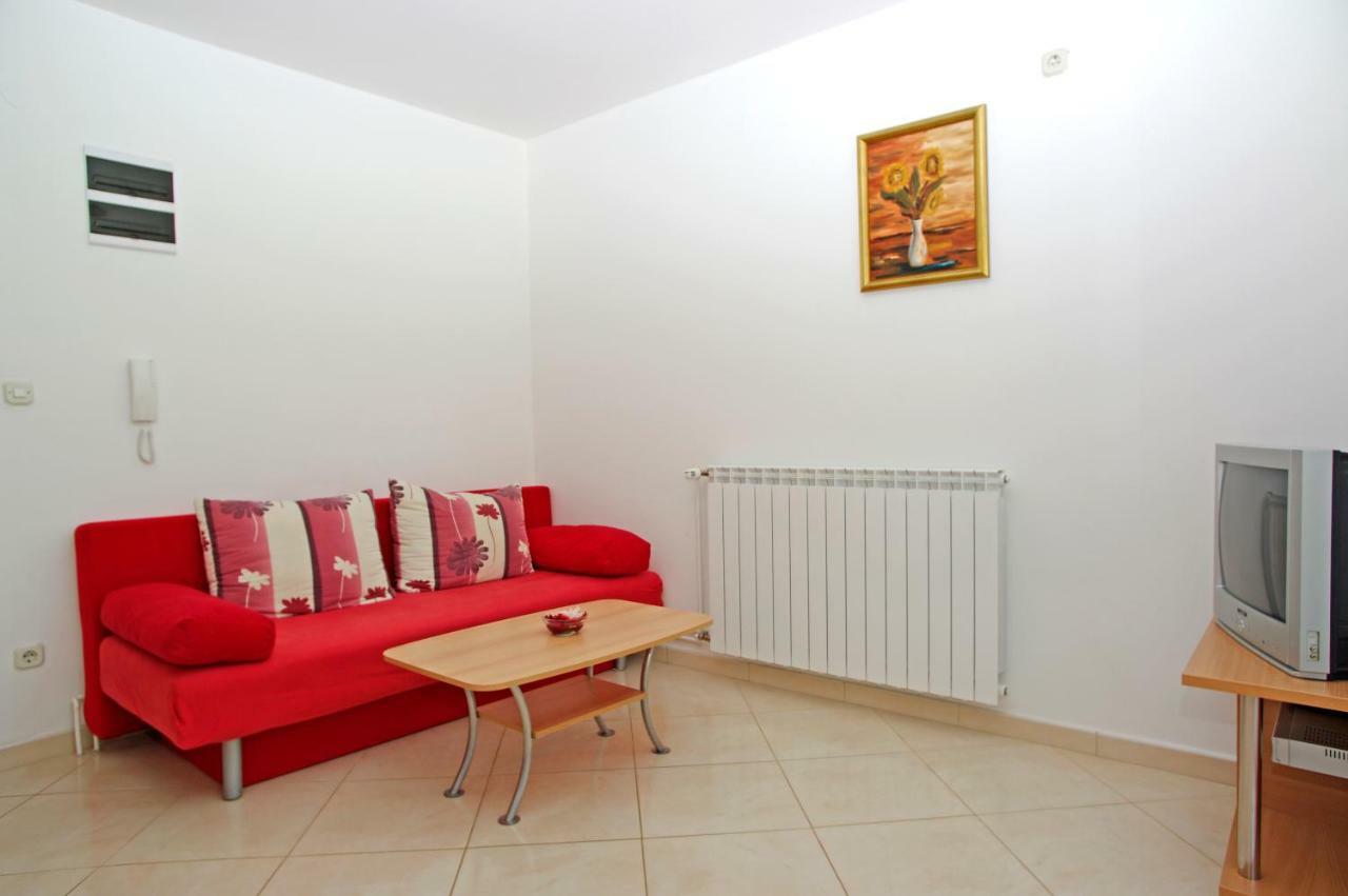 Apartments Villa Vallum Bol Dış mekan fotoğraf