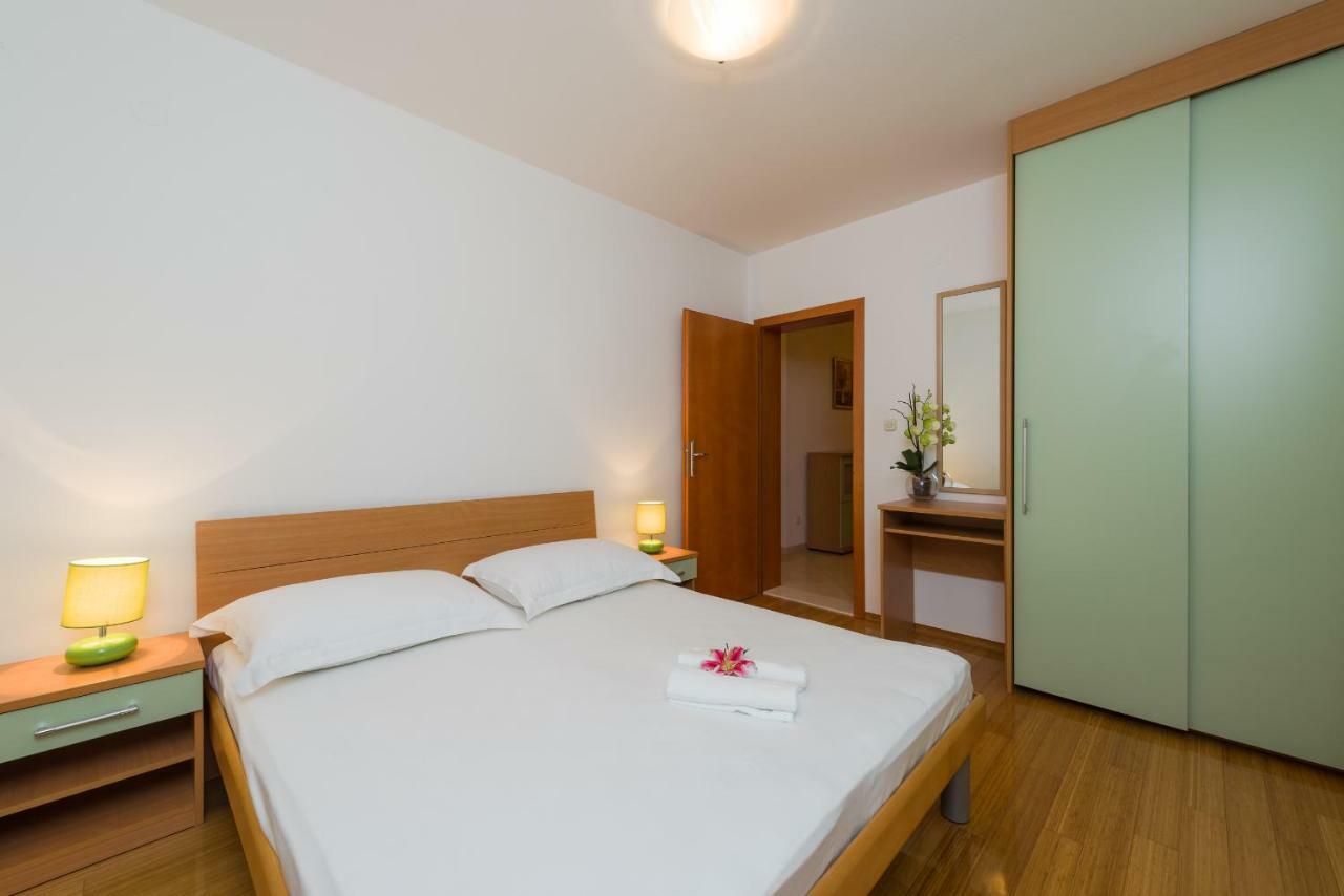 Apartments Villa Vallum Bol Dış mekan fotoğraf