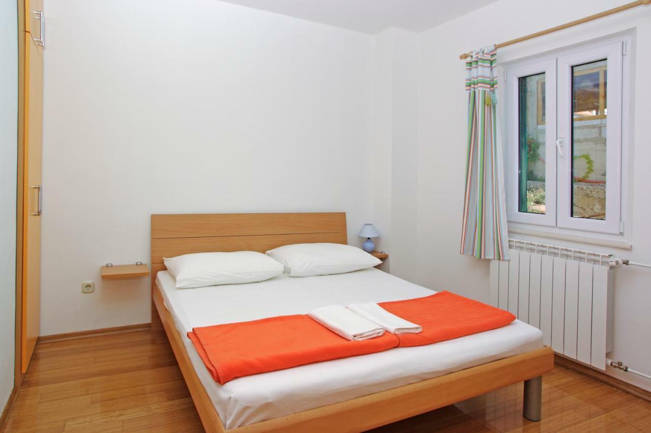 Apartments Villa Vallum Bol Dış mekan fotoğraf